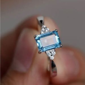 Women's Silver Sky Blue Crystal Zircon Ring Jewelry Size 7